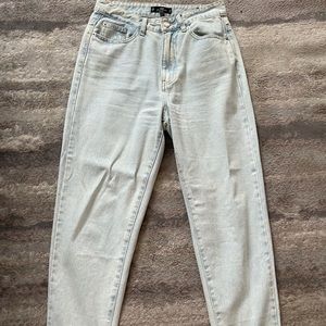 Mom Jeans- Size 6 Petite Missguided